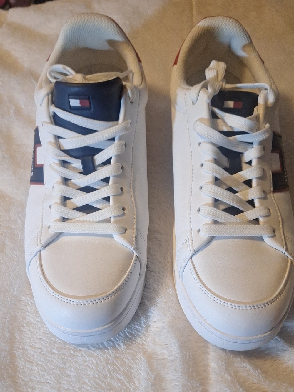 Tommy Hilfiger White Sneakers with Navy and Red Accents